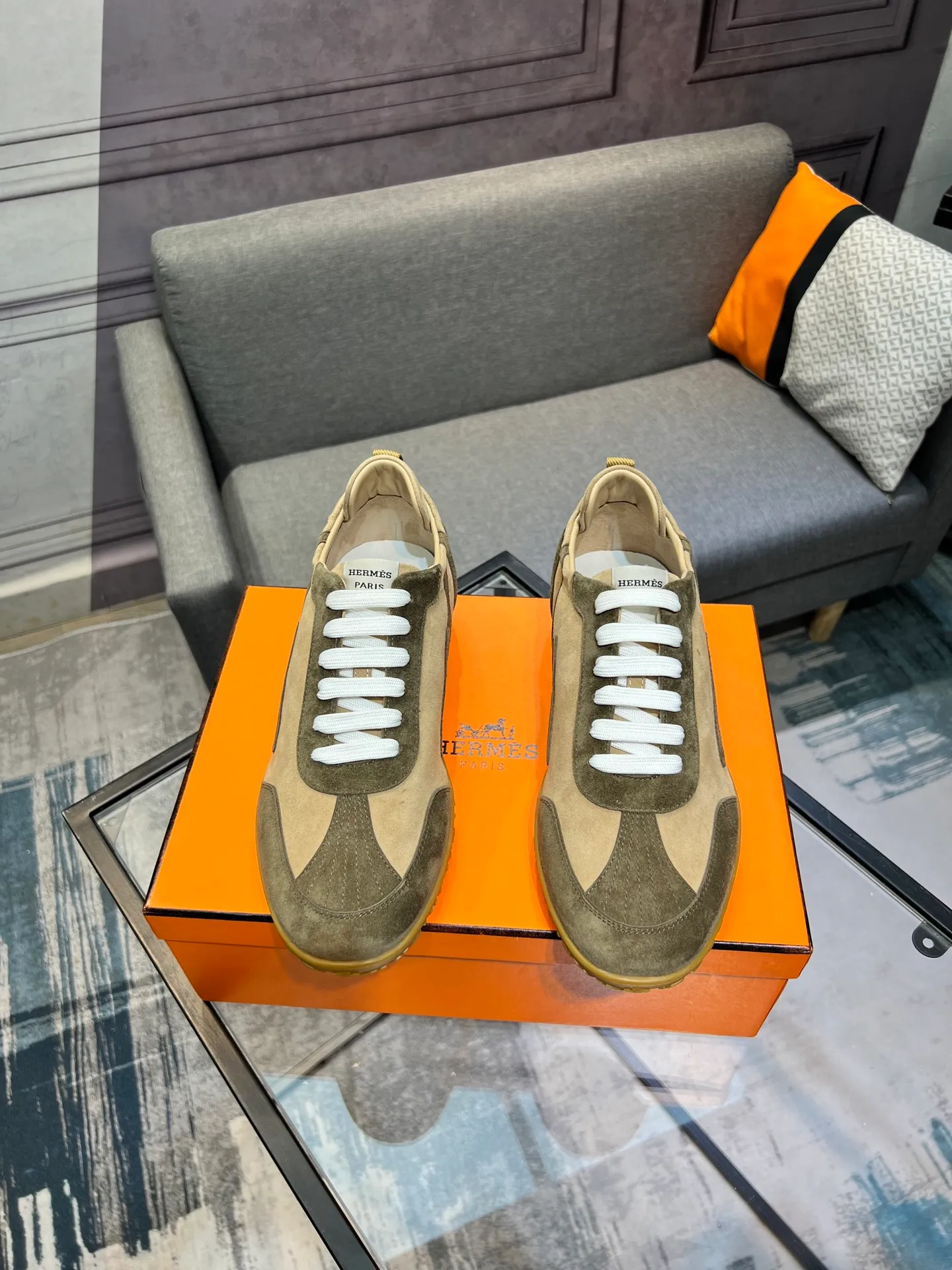 Men's shoes 💰700 [HERMES] Hermès - High-end quality original order 🔍🔍 - Upper: 🔝 cowhide suede splicing design - Inner lining: imported mixed sheepskin - Outsole: TPR foam · Rubber: two-color combined molding outsole - Super high quality control · Fine workmanship: highlighted (high-end, luxury, grade) -Size: 38-44 (45, 46, can be customized)